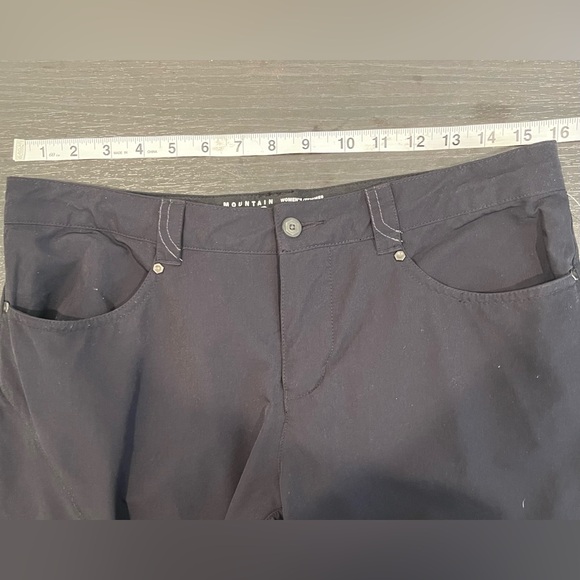NWT Mountain Hardwear La Strada Pedal Pusher Capri Pants Hiking Black Women 8 - Picture 7 of 9